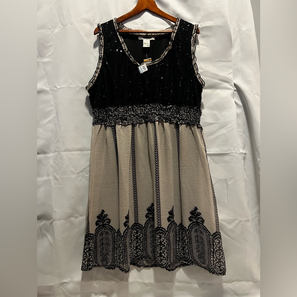 (127) American Rag woman’s dress
